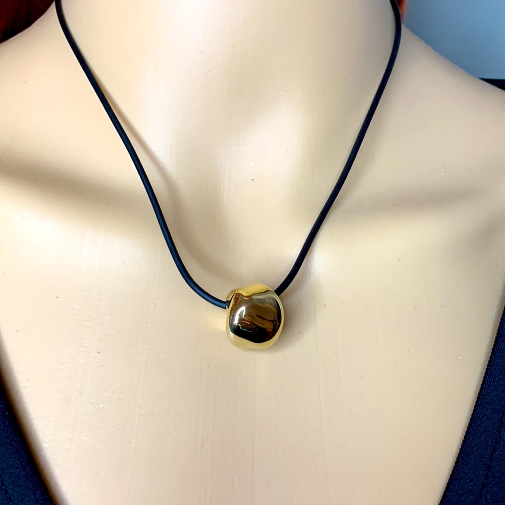 Calvin Klein Gold & Black Pendant - Picture 3 of 6